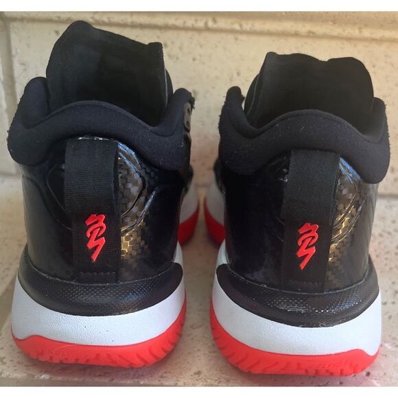 Nike Jordan Men\'s Shoes Jordan Zion 1 Bloodline Sz 8 Black/White/Bright Crimson main image 9